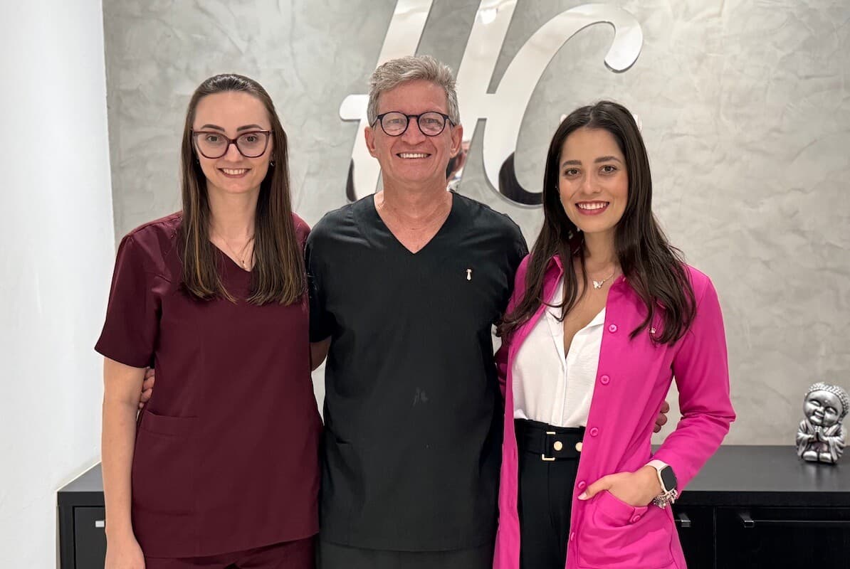 Relógio ressaltando a pontualidade no atendimento